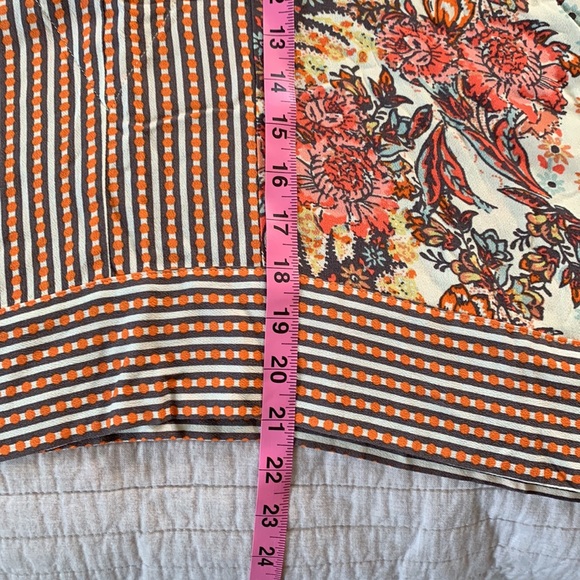 Like new Free people Mix-n-Match Blouse viscose small - Picture 9 of 12